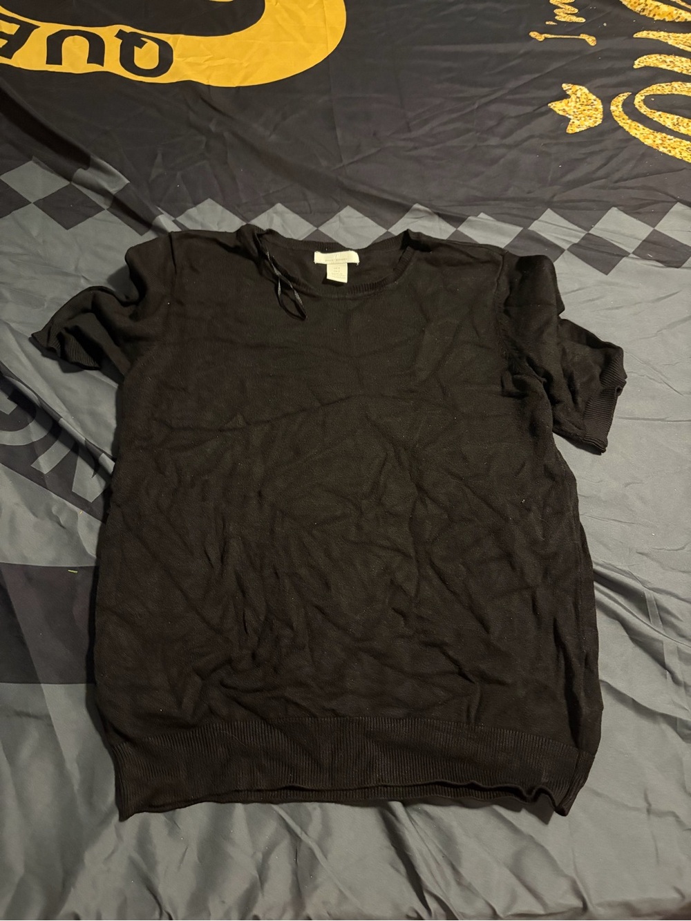 Black Short-Sleeve Crewneck women Shirt